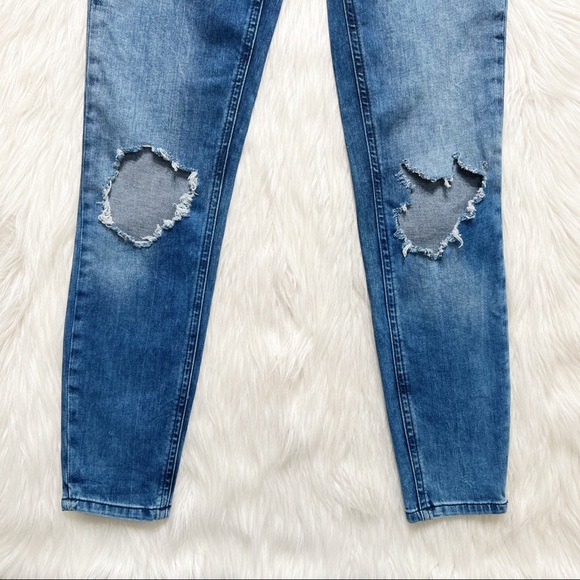 SOLD-Free People Busted Knee Blue Indigo Wash Skinny Mid Rise Ankle Jeans - Picture 7 of 11